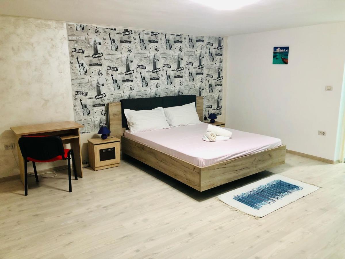Central Park - Big Apartment - 3 Rooms - Free Parking T5 Timişoara Exterior foto